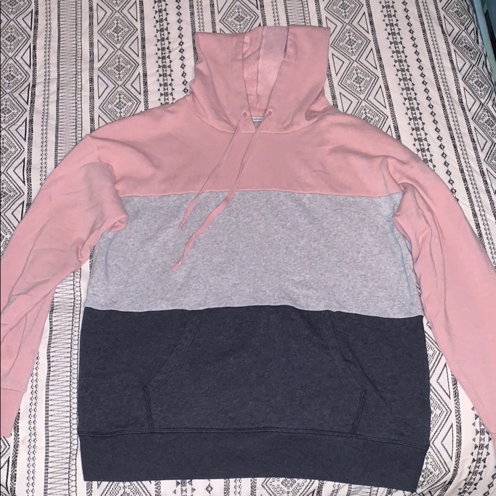 American Eagle Sweatshirt!!